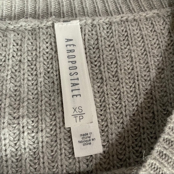 Aeropostale Knit Light Gray Long sleeves Women's Sweater - Size XS - Picture 3 of 12